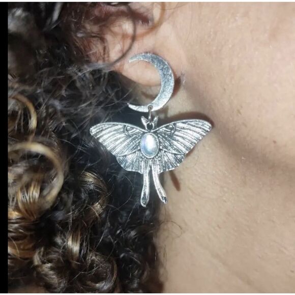 ✨“Celestial Moth & Moon Drop Earrings – Iridescent Gemstone Accent” - Picture 11 of 16